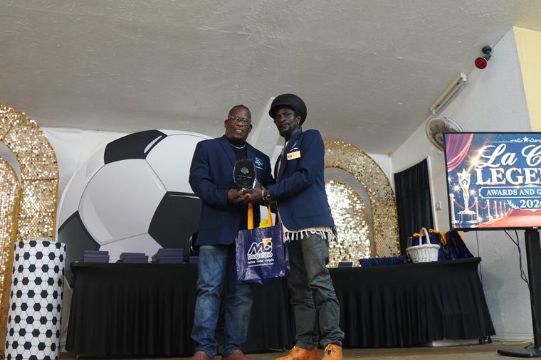 La Clery honours sporting icons at Legends Award ceremony